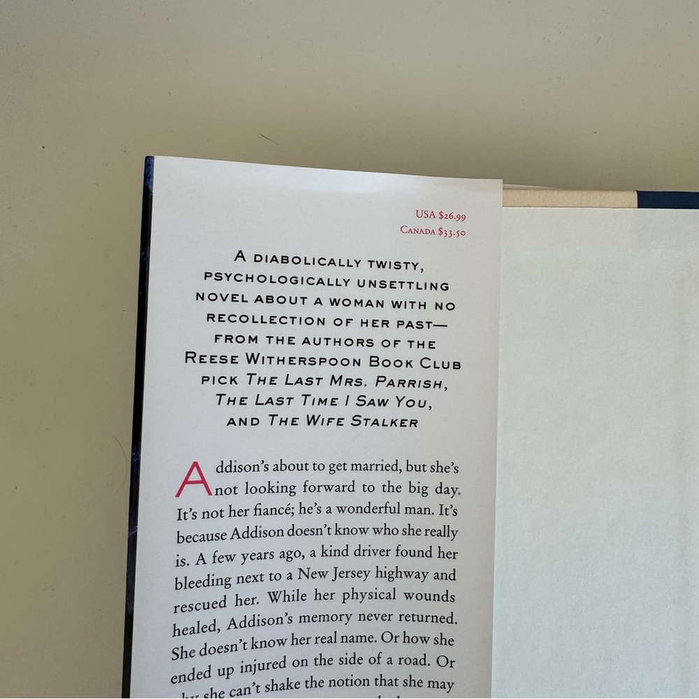 The Stranger in the Mirror - Book by Liv Constantine - Picture 5 of 7